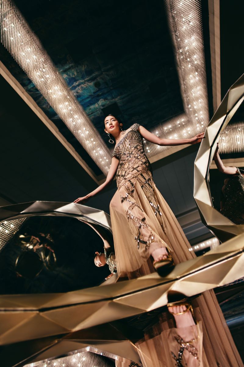 Rosen Plaza - Fashion