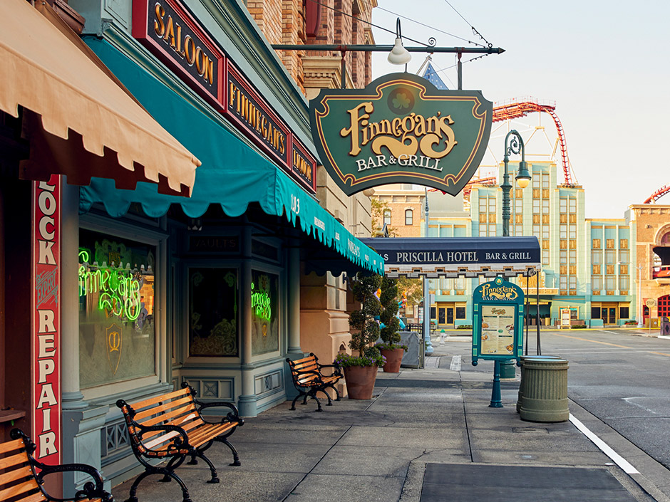 Finnegan's Bar and Grill, a St. Paddy's Day Irish pub in Universal Orlando Resort
